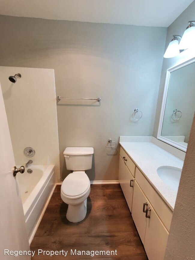 Building Photo - 14500 Roadrunner Way