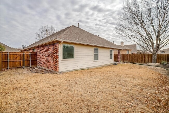 Building Photo - 1721 Castle Creek Dr