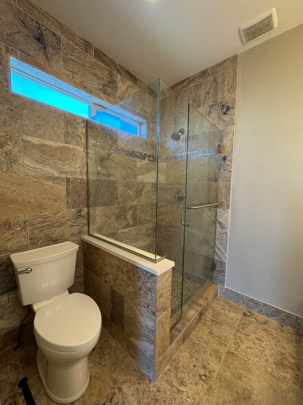 Building Photo - 7808 S Parway Ln