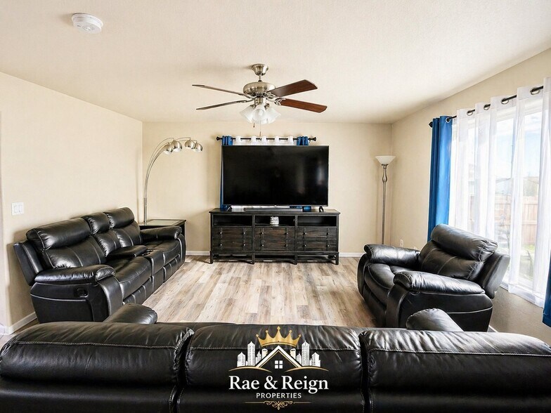 Building Photo - 12029 Eagle Crest Ct
