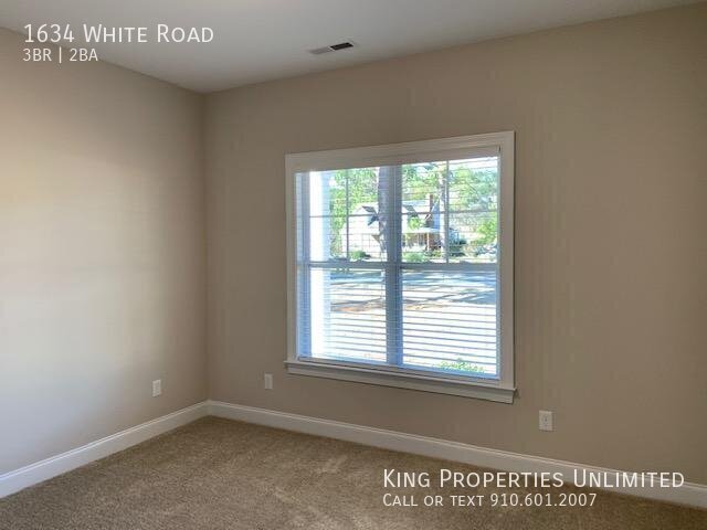 Building Photo - 1634 White Rd