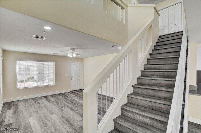 Building Photo - 8824 Cornwall Glen Ave