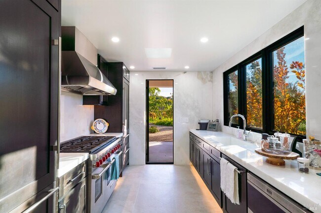 Building Photo - 6161 Silverado Trail