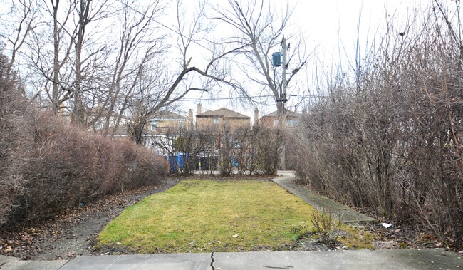 Building Photo - 6311 N Lawndale Ave