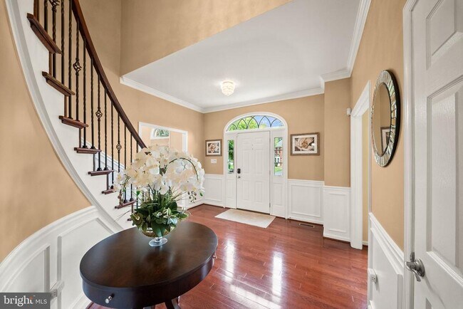 Building Photo - 5667 Lonesome Dove Ct