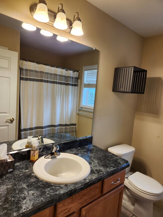 Building Photo - 8355 Nates Ln