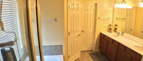 Building Photo - 15833 Mirasol Dr