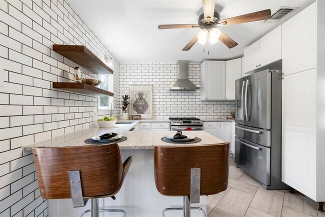 Building Photo - 4503 Garnett St