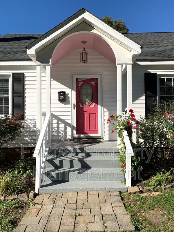 Building Photo - 315 Georgia Ave