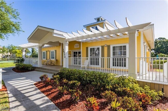 Building Photo - 14726 Calusa Palms Dr