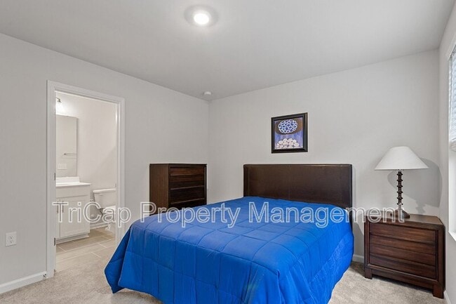 Building Photo - 1721 Chirping Trl