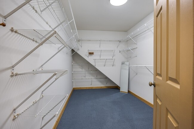 Building Photo - 1762 Burke Hollow Rd