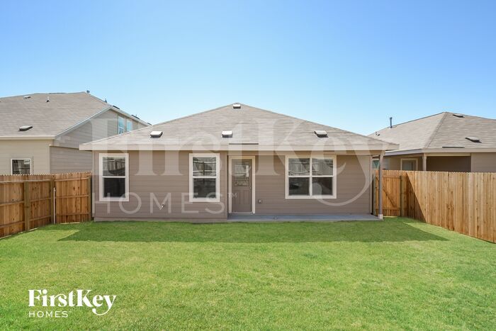 Building Photo - 6742 Hatchery Way