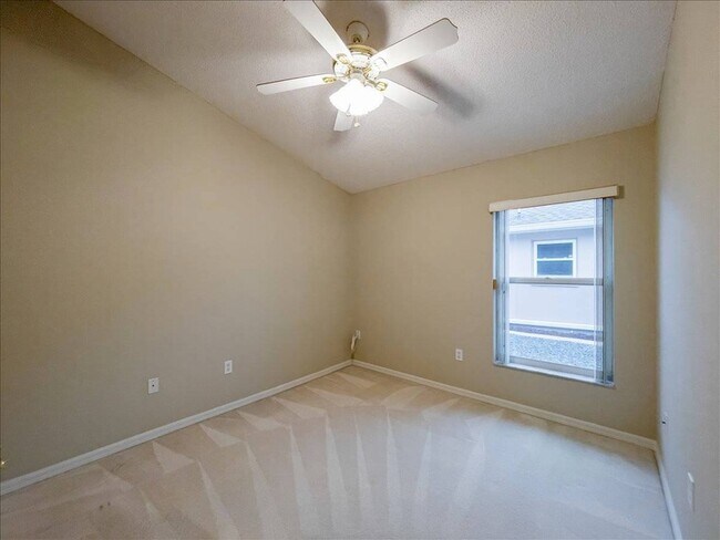 Building Photo - 218 Langford Park Ave