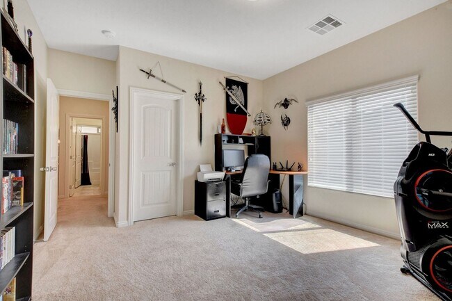 Building Photo - Beautiful Two Story Located on the Southwest