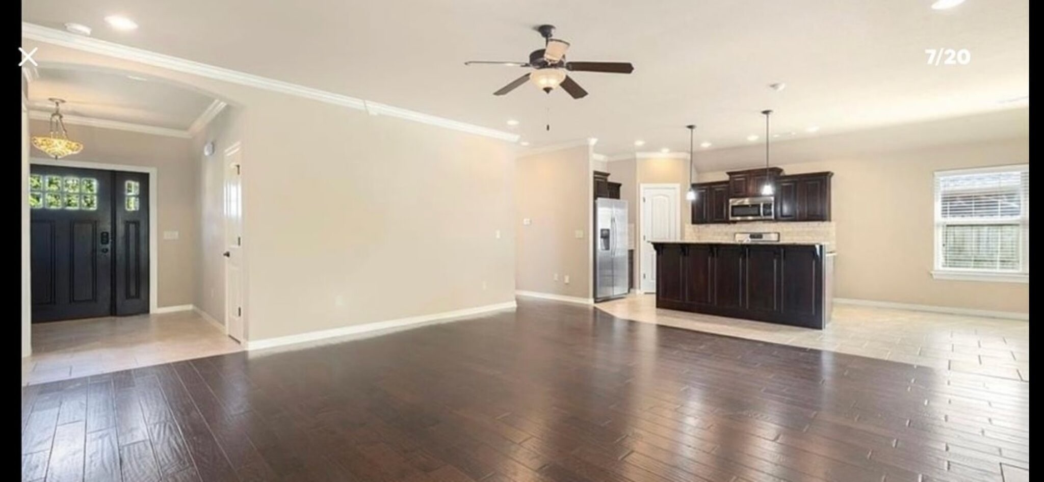 Building Photo - 2915 N Raven Ln