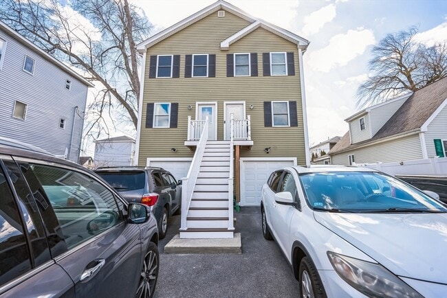Building Photo - 10 Clapp St