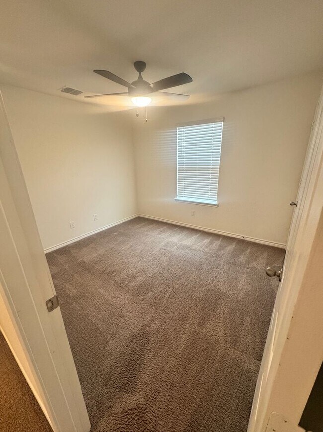 Building Photo - Coming Soon! Modern & Roomy 1 Story 4/2 in...