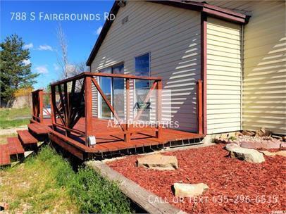 Building Photo - 788 S Fairgrounds Rd
