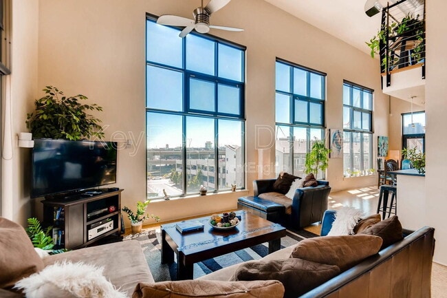 Building Photo - 3100 Huron St