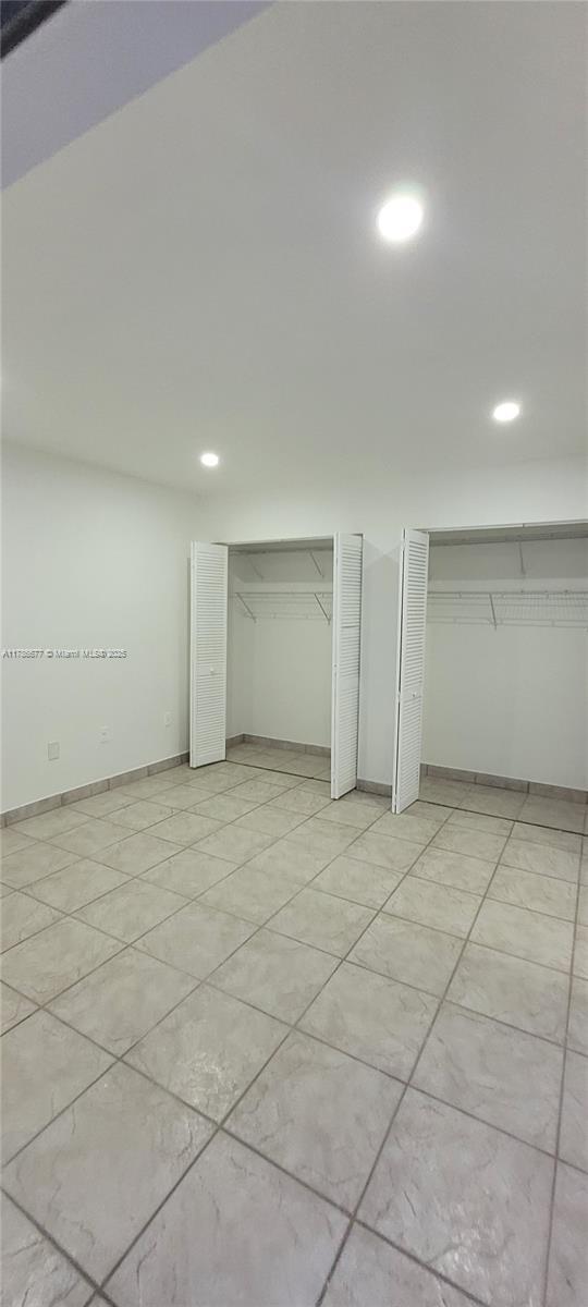 Building Photo - 750 NW 43rd Ave