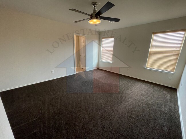 Building Photo - 4-Bedroom House for Rent in Killeen