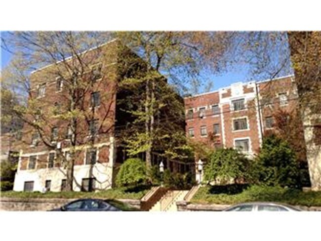 Primary Photo - 1305 N Broom St
