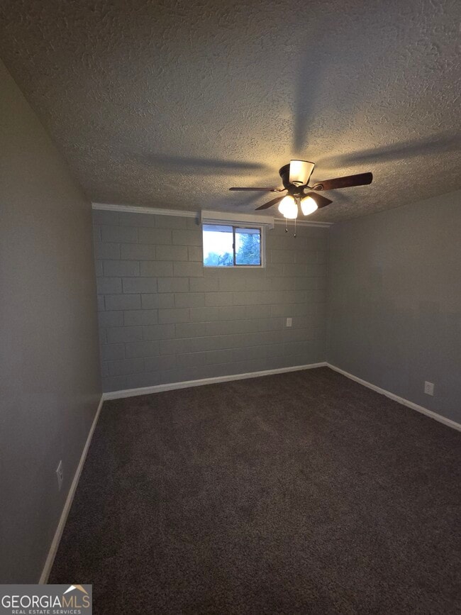 Building Photo - 928 Hamilton Blvd