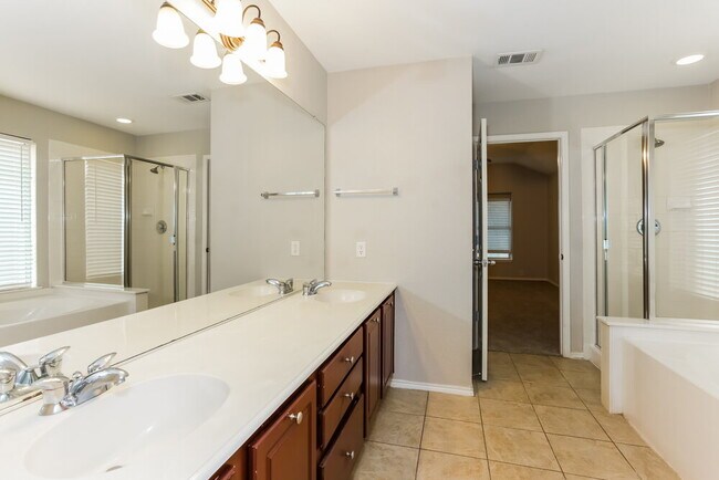 Building Photo - 8433 Asheville Ln