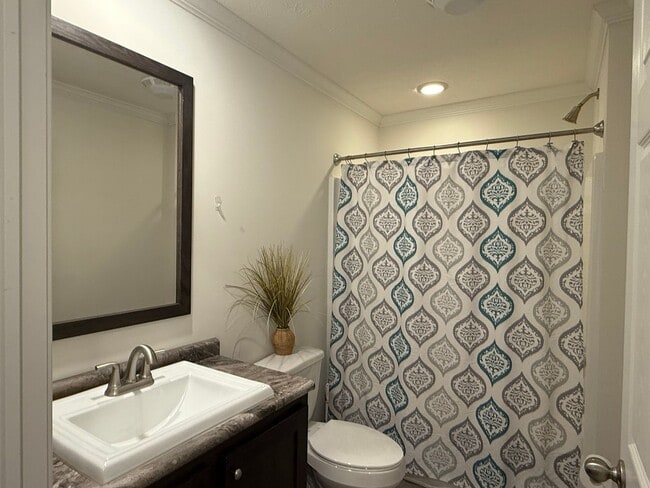 Building Photo - Quiet furnished retreat located in Erwin- Available NOW!