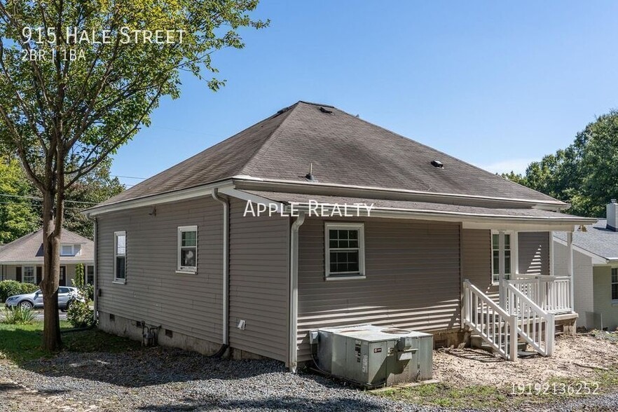 Building Photo - 915 Hale St