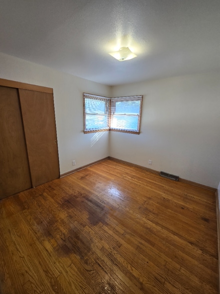 Building Photo - 4354 N 72nd St