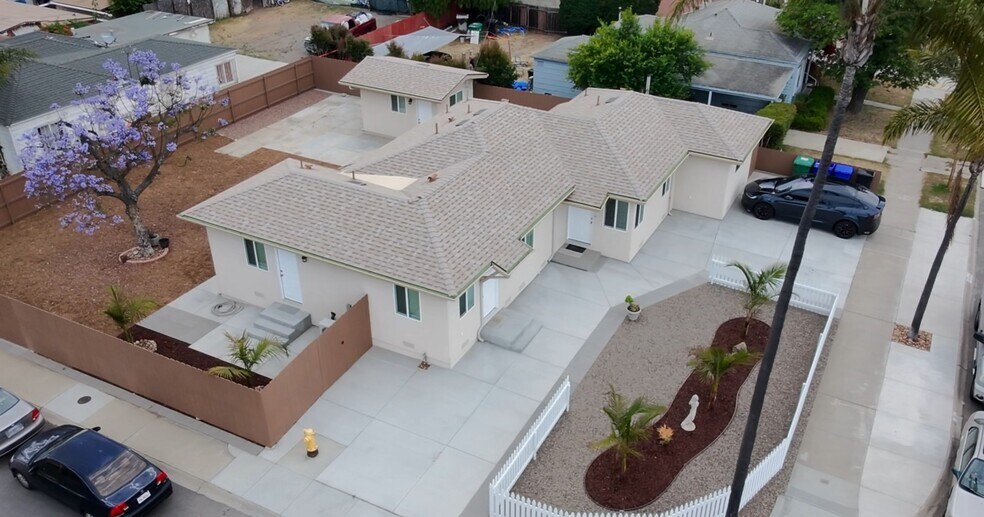 Building Photo - 4404 Logan Ave