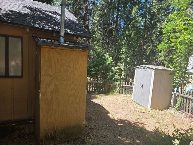 Building Photo - Charming 1 Bedroom, 1 Bathroom Unit in Twain Harte, CA