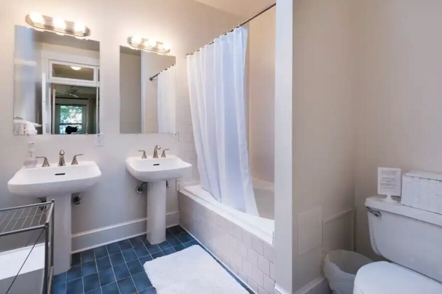 Building Photo - 1731 Church St NW