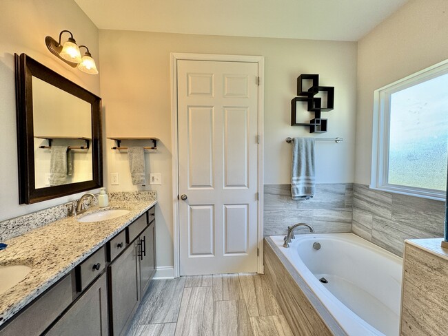 Building Photo - 169 Ashton Fields Dr