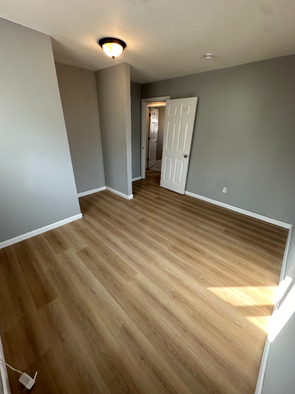 Building Photo - 5304 Grove Ave