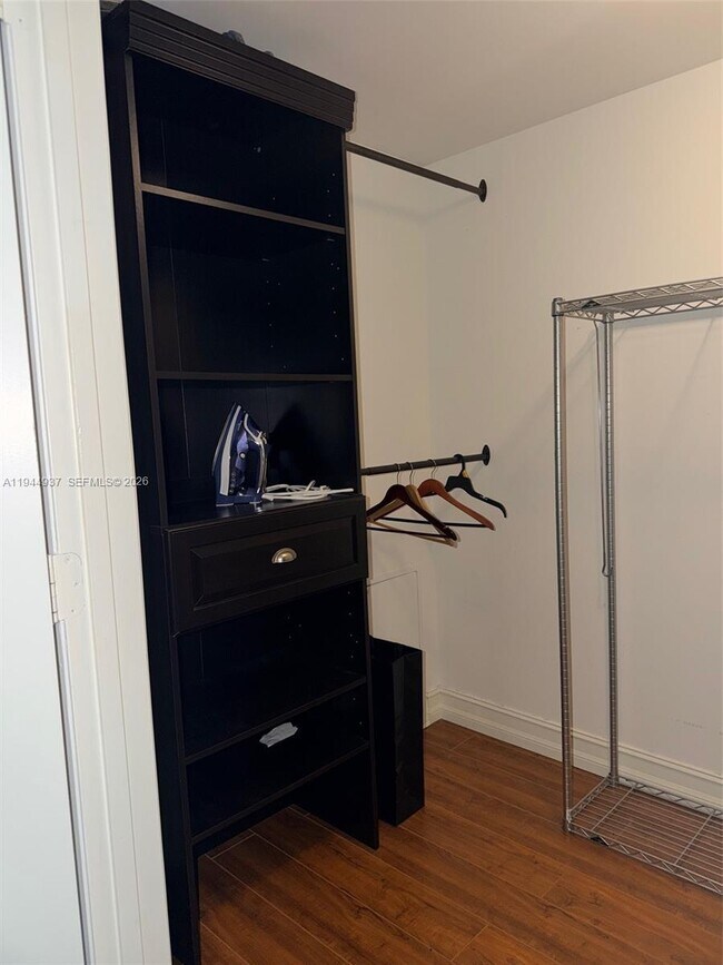 Building Photo - 1800 S Ocean Dr