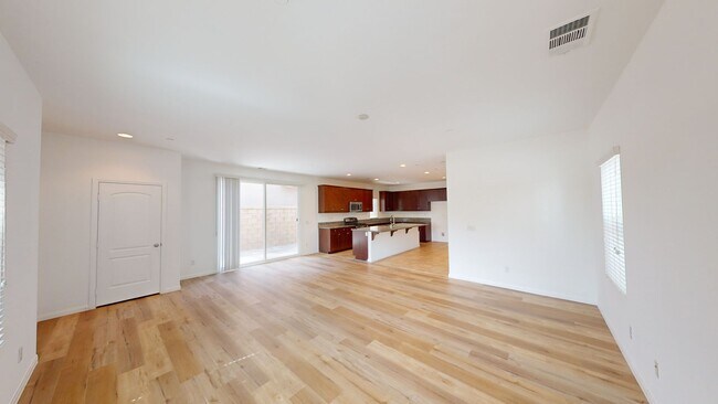 Building Photo - Available Now: Cozy 4 Bedroom 2.5 Bath Home in Rancho Cucamonga.