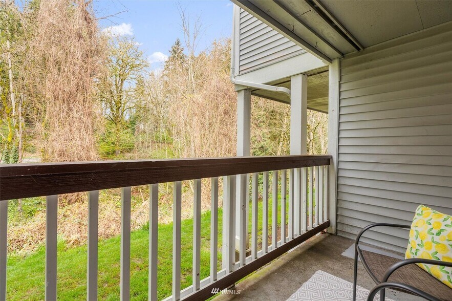 Building Photo - 23335 Cedar Way