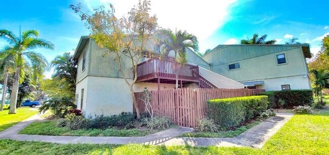 Building Photo - 36 N Crossings Cir