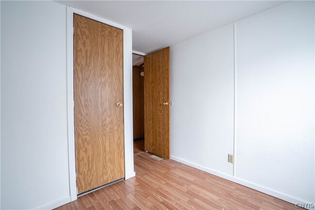 Building Photo - 108 Mountain View Ln