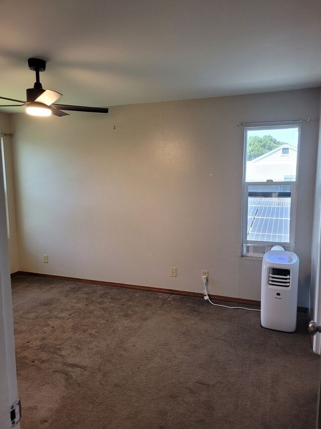 Building Photo - Fairway Terrace, two bedroom
