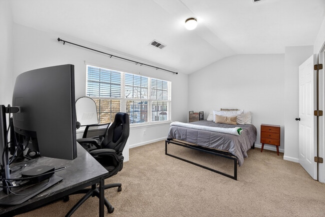 Building Photo - 1646 Austin Meadows Dr