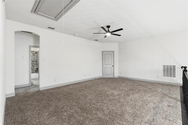 Building Photo - 2418 Askew Dr