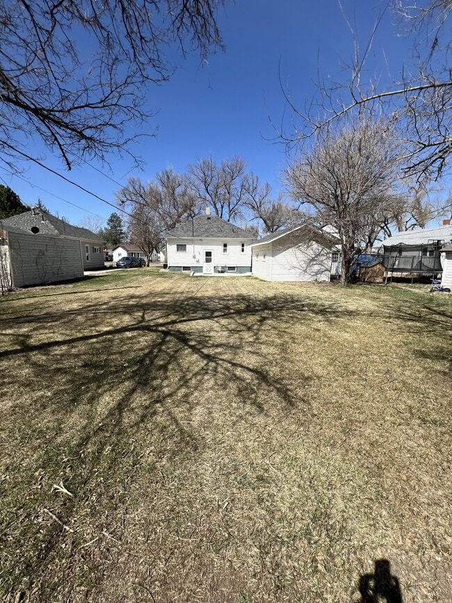 Building Photo - 714 Meeker St
