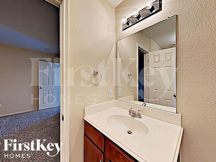 Building Photo - 1608 Quails Nest Dr