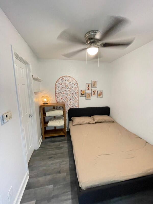 Building Photo - 2020 S Congress Ave