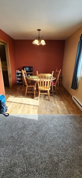 Dinning Room - 524 Marshal Ct