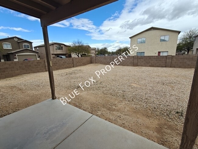 Building Photo - 8262 W Zlacket Dr